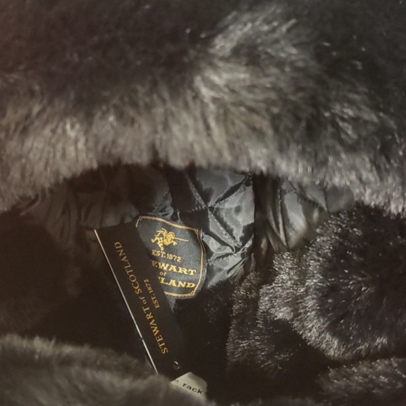 Stewart of Scotland Wool Blend Faux Fur Bomber Hat - Picture 4 of 6